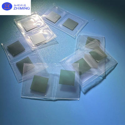 एसआईसी स्क्वायर सब्सट्रेट 5×5 10×10 350um ऑफ एक्सिसः 2.0°-4.0° उत्पादन ग्रेड की ओर